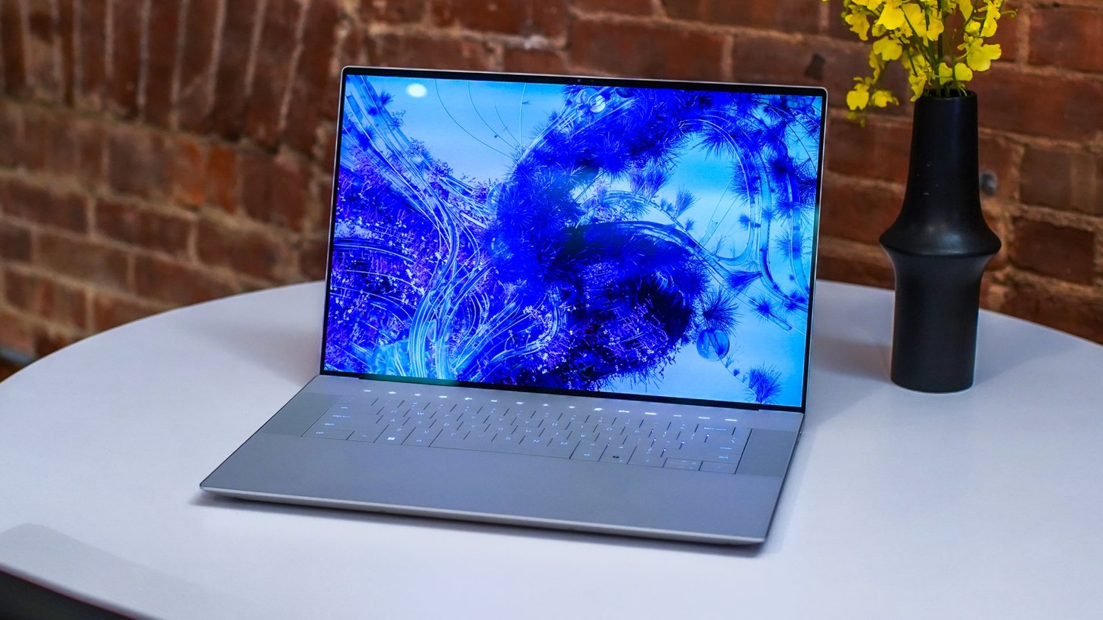 Unboxing the Dell XPS 16: Beauty Meets Beast